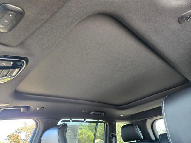 used 2022 Jeep Grand Cherokee car, priced at $49,995