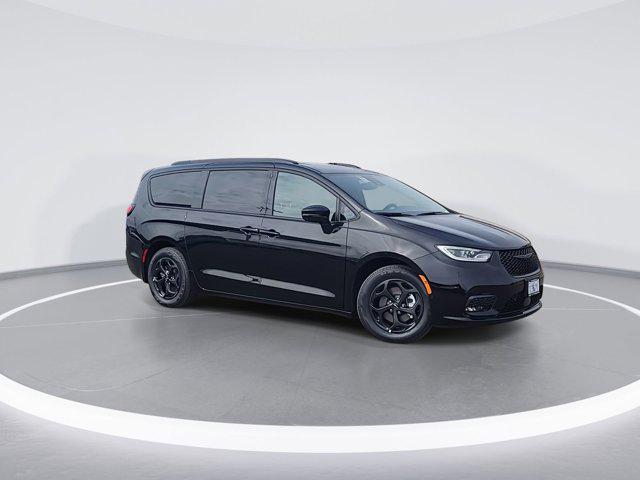 used 2025 Chrysler Pacifica Hybrid car, priced at $43,995