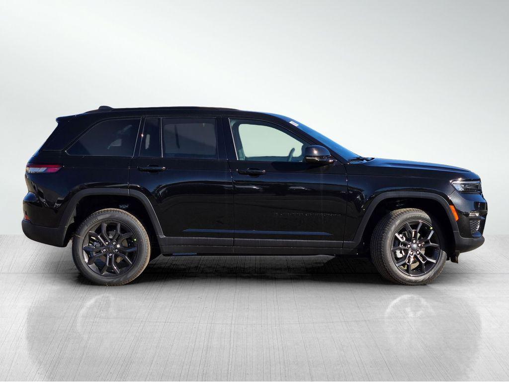 new 2025 Jeep Grand Cherokee car, priced at $49,995