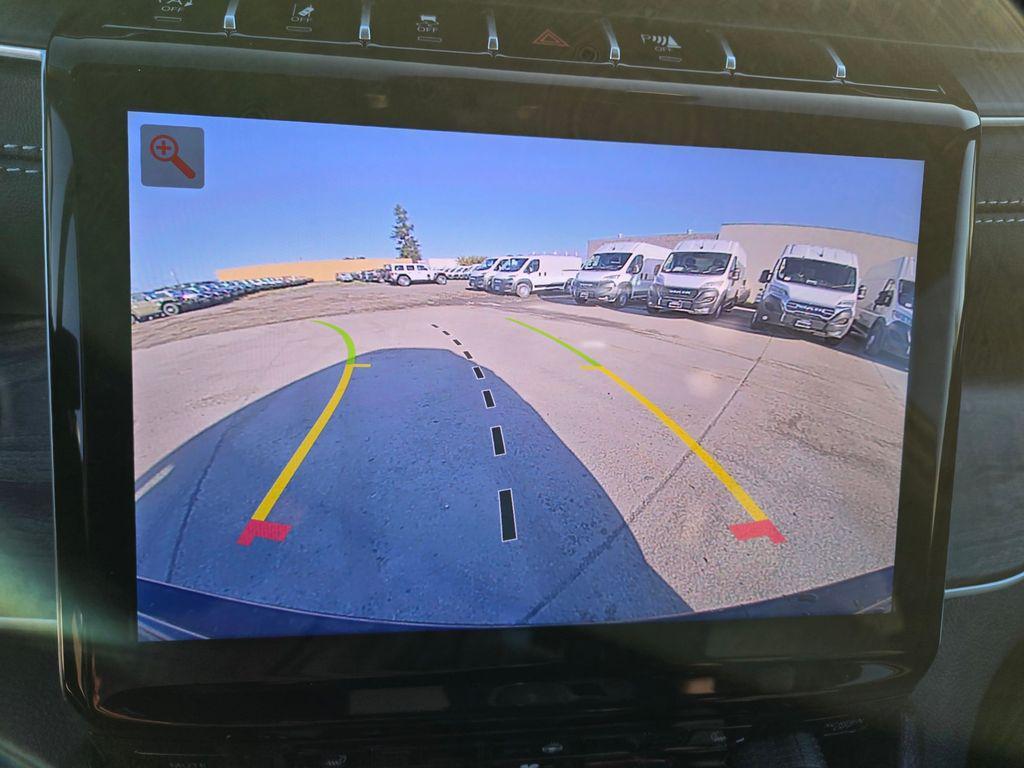 new 2025 Jeep Grand Cherokee car, priced at $49,995