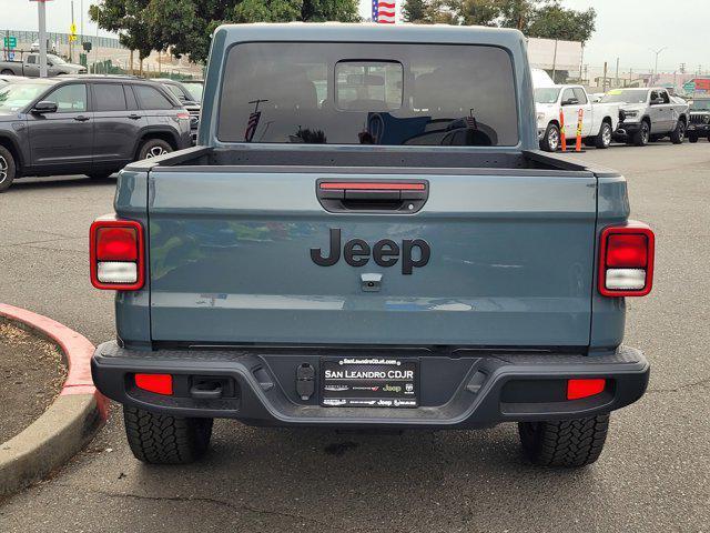 new 2025 Jeep Gladiator car, priced at $42,995