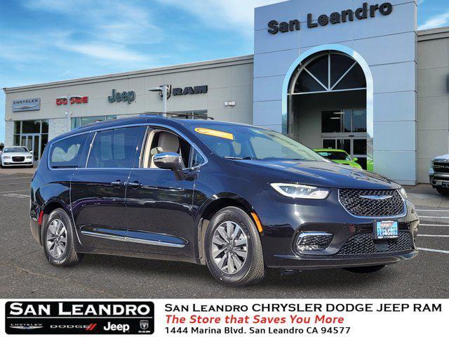 used 2021 Chrysler Pacifica Hybrid car, priced at $36,995