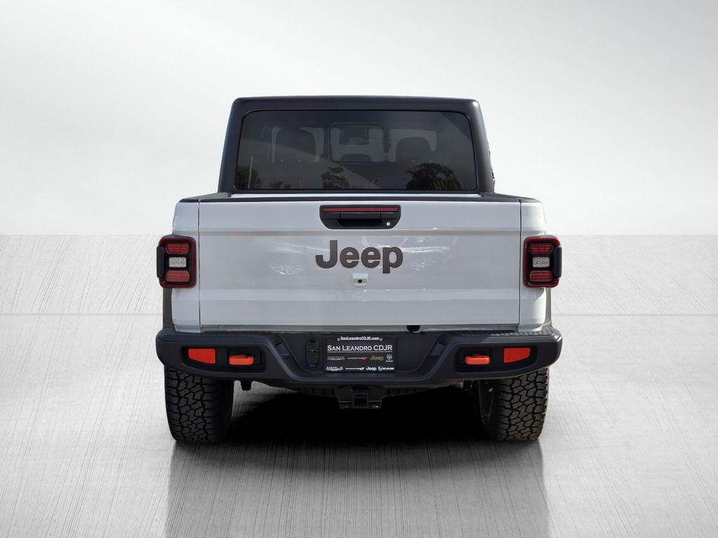 new 2025 Jeep Gladiator car, priced at $53,480
