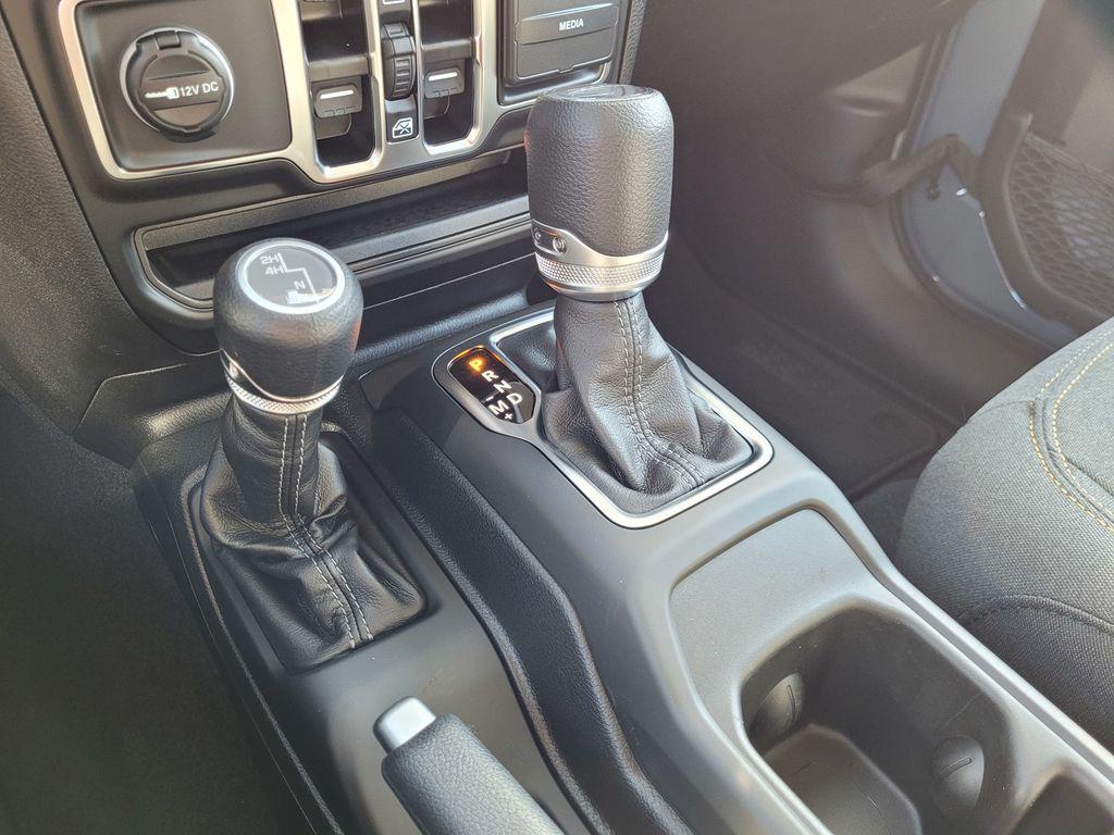 new 2025 Jeep Gladiator car, priced at $44,995
