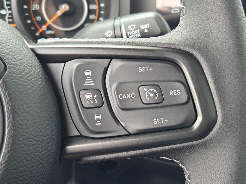 new 2025 Jeep Gladiator car, priced at $43,995