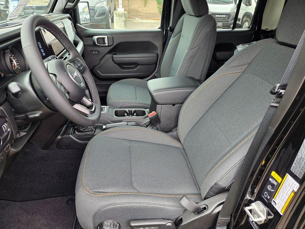 new 2025 Jeep Gladiator car, priced at $43,995