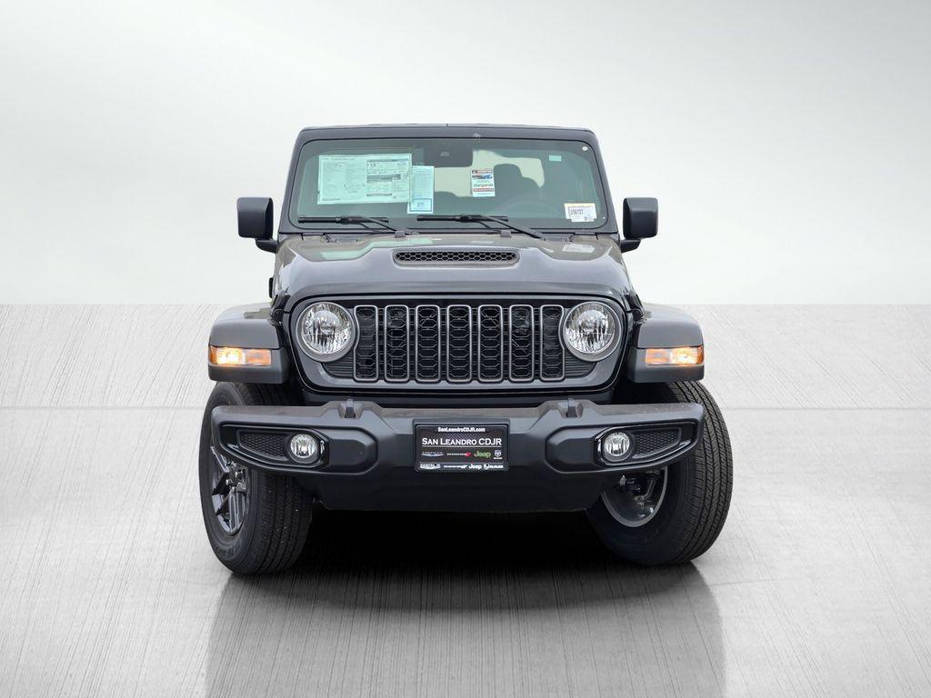 new 2025 Jeep Gladiator car, priced at $43,995