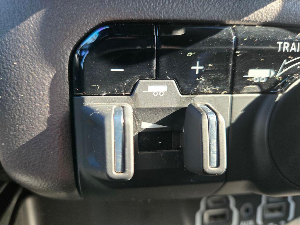 used 2021 Ram 1500 car, priced at $29,995