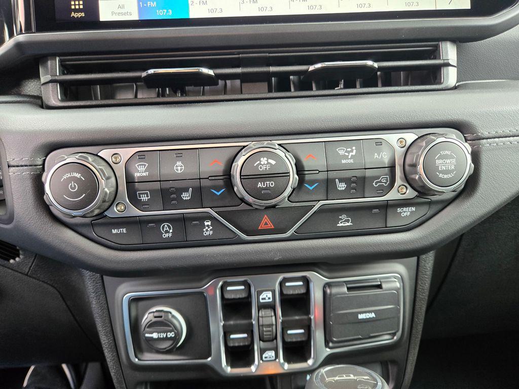 new 2025 Jeep Gladiator car, priced at $44,995