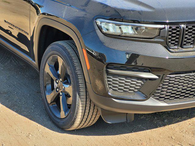 new 2025 Jeep Grand Cherokee car, priced at $45,995