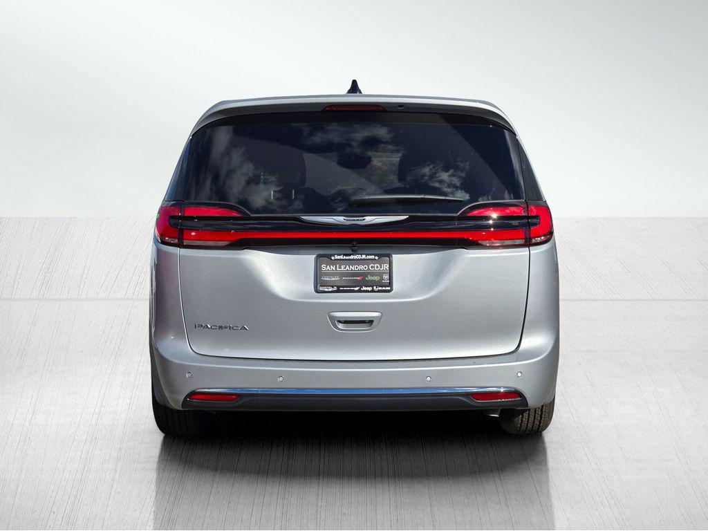 new 2026 Chrysler Pacifica car, priced at $40,995