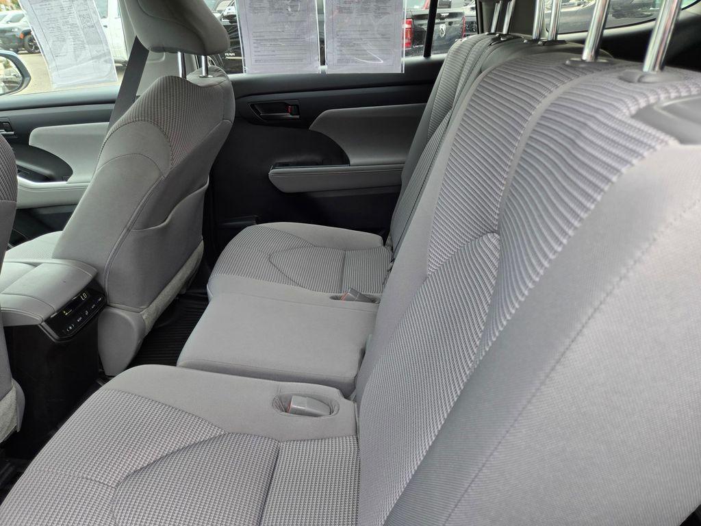 used 2022 Toyota Highlander car, priced at $27,000