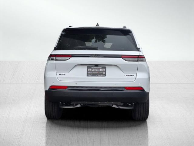 new 2025 Jeep Grand Cherokee car, priced at $45,995