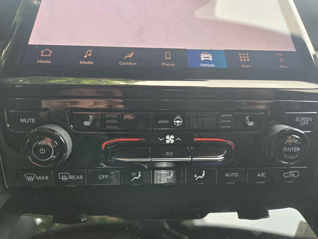 new 2025 Jeep Grand Cherokee car, priced at $42,995