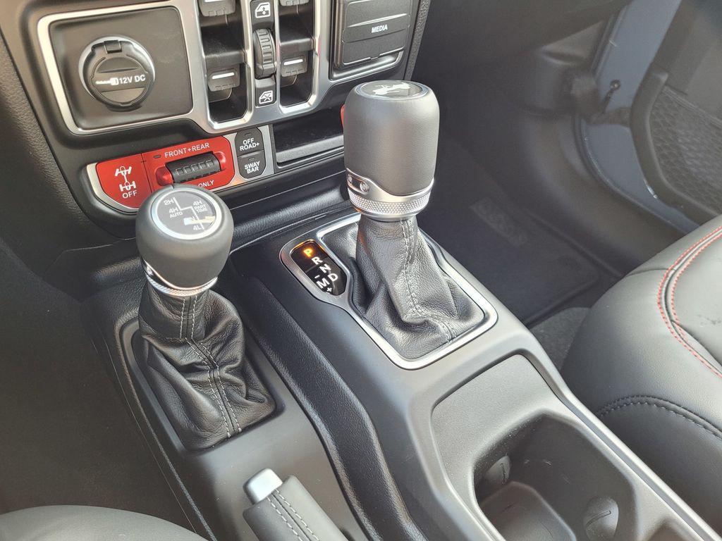 new 2025 Jeep Wrangler car, priced at $66,995
