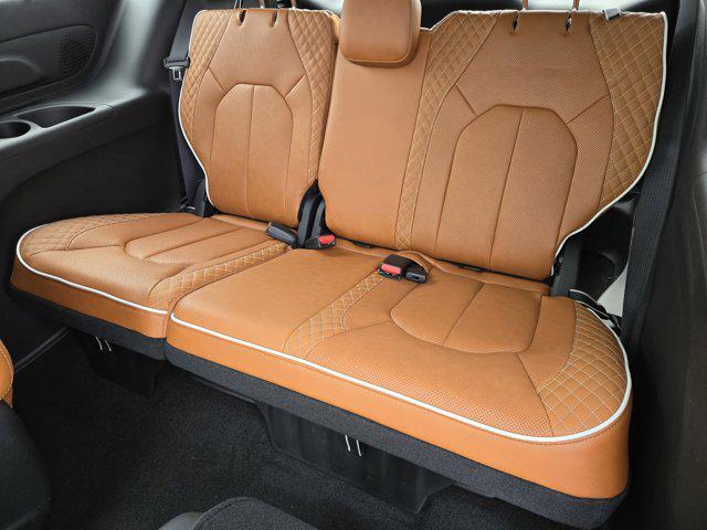 new 2025 Chrysler Pacifica car, priced at $59,995