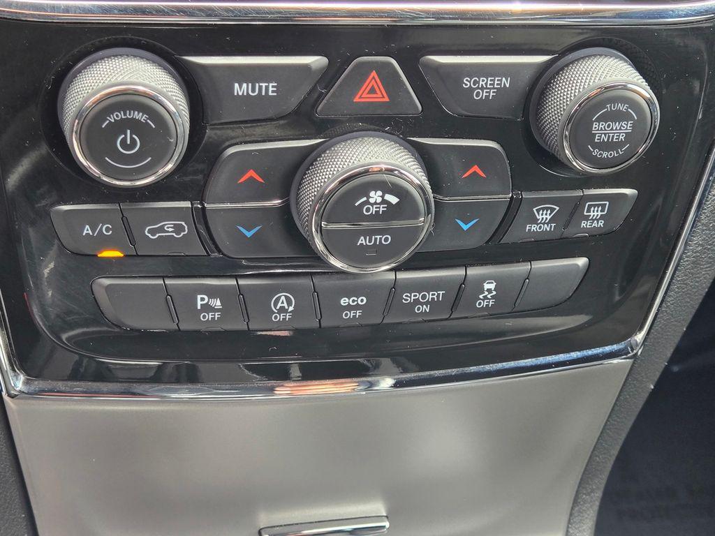 used 2021 Jeep Grand Cherokee car, priced at $29,795