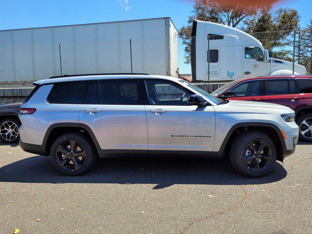 new 2023 Jeep Grand Cherokee L car, priced at $41,995