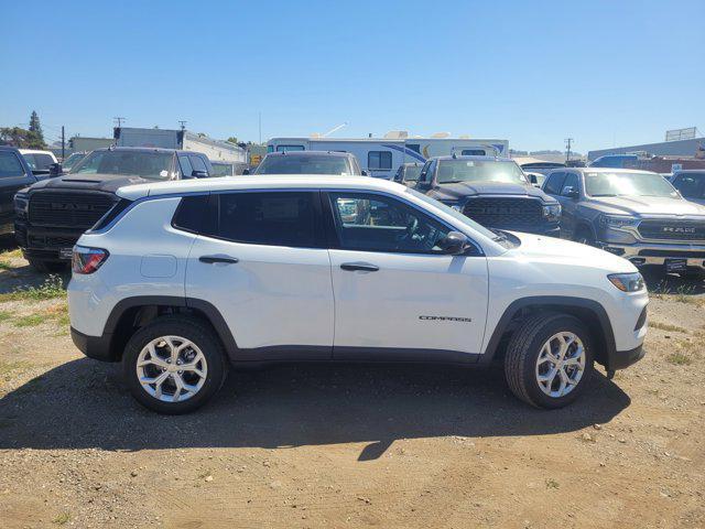 new 2024 Jeep Compass car, priced at $26,495