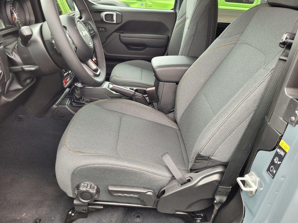 new 2025 Jeep Wrangler car, priced at $40,995