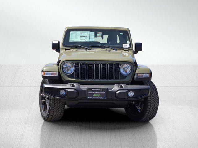 new 2025 Jeep Gladiator car, priced at $42,995