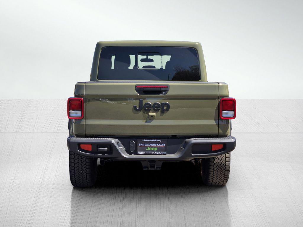 new 2025 Jeep Gladiator car, priced at $55,995