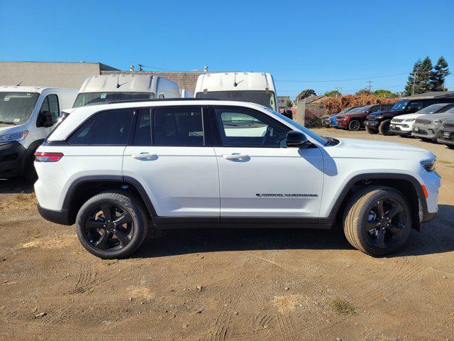 new 2025 Jeep Grand Cherokee car, priced at $50,995