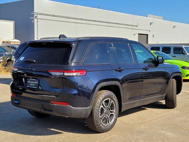 new 2023 Jeep Grand Cherokee 4xe car