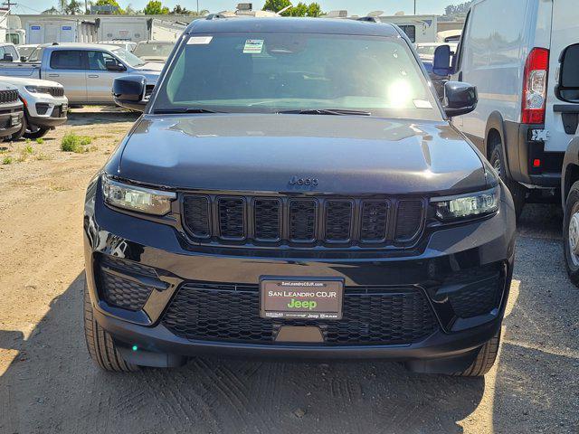 new 2024 Jeep Grand Cherokee car, priced at $40,495