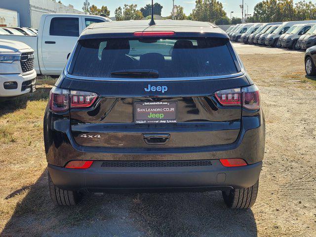 new 2025 Jeep Compass car, priced at $32,090