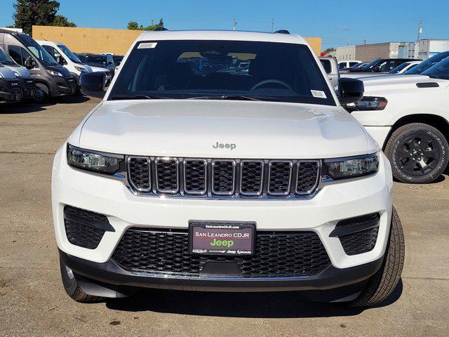 new 2025 Jeep Grand Cherokee car, priced at $44,580