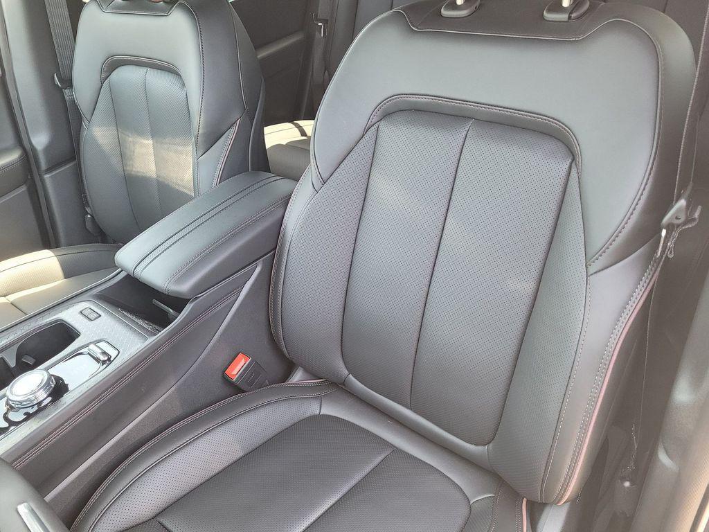 new 2025 Jeep Wagoneer S car, priced at $46,995