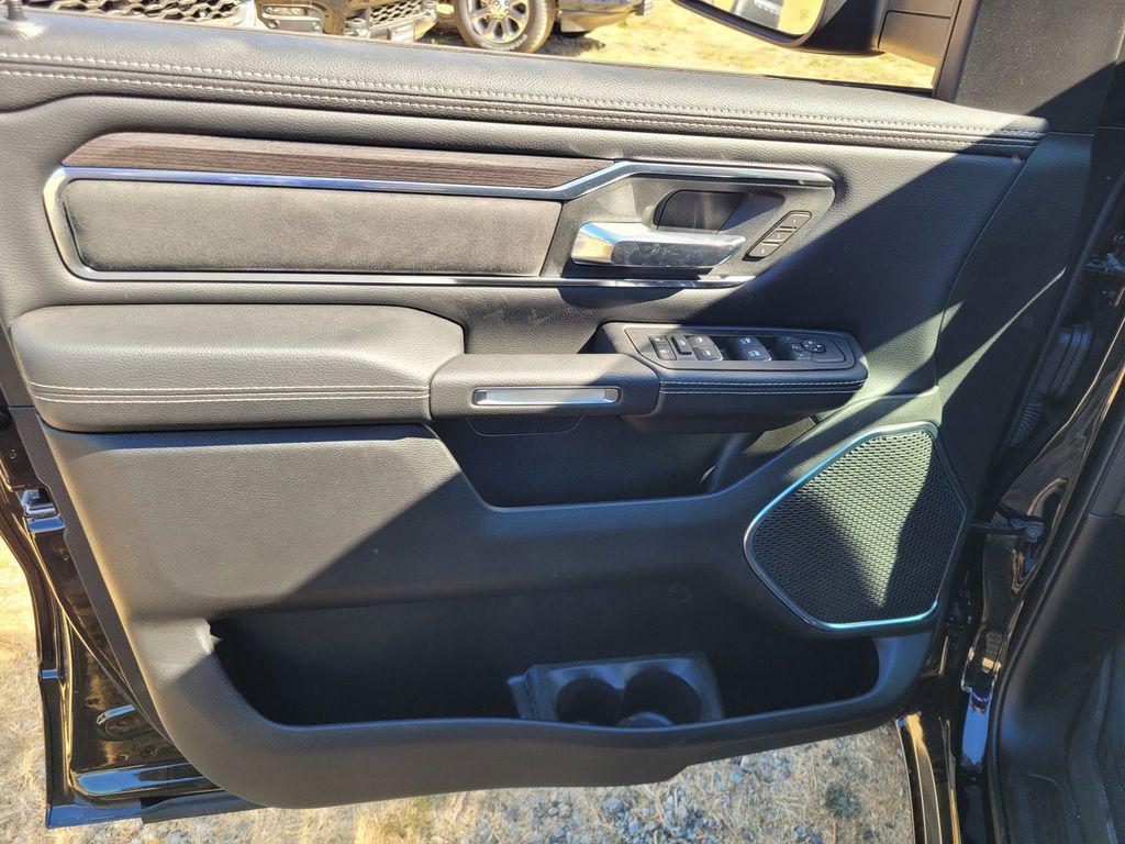 new 2025 Ram 1500 car, priced at $58,560