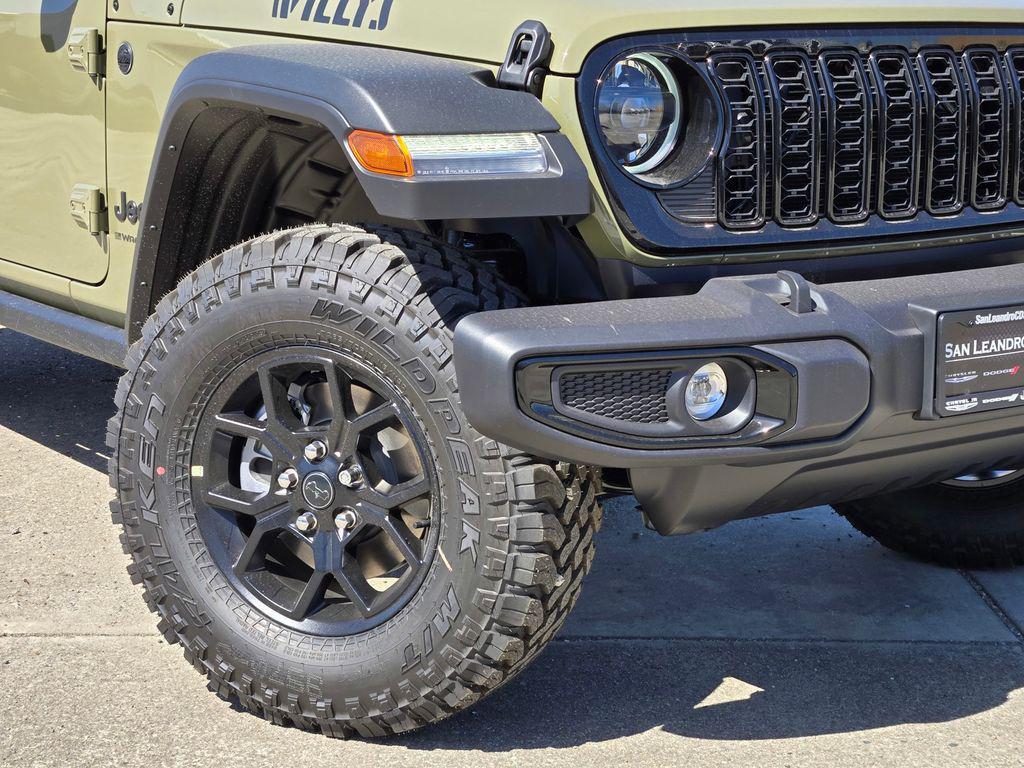 new 2025 Jeep Wrangler car, priced at $48,995
