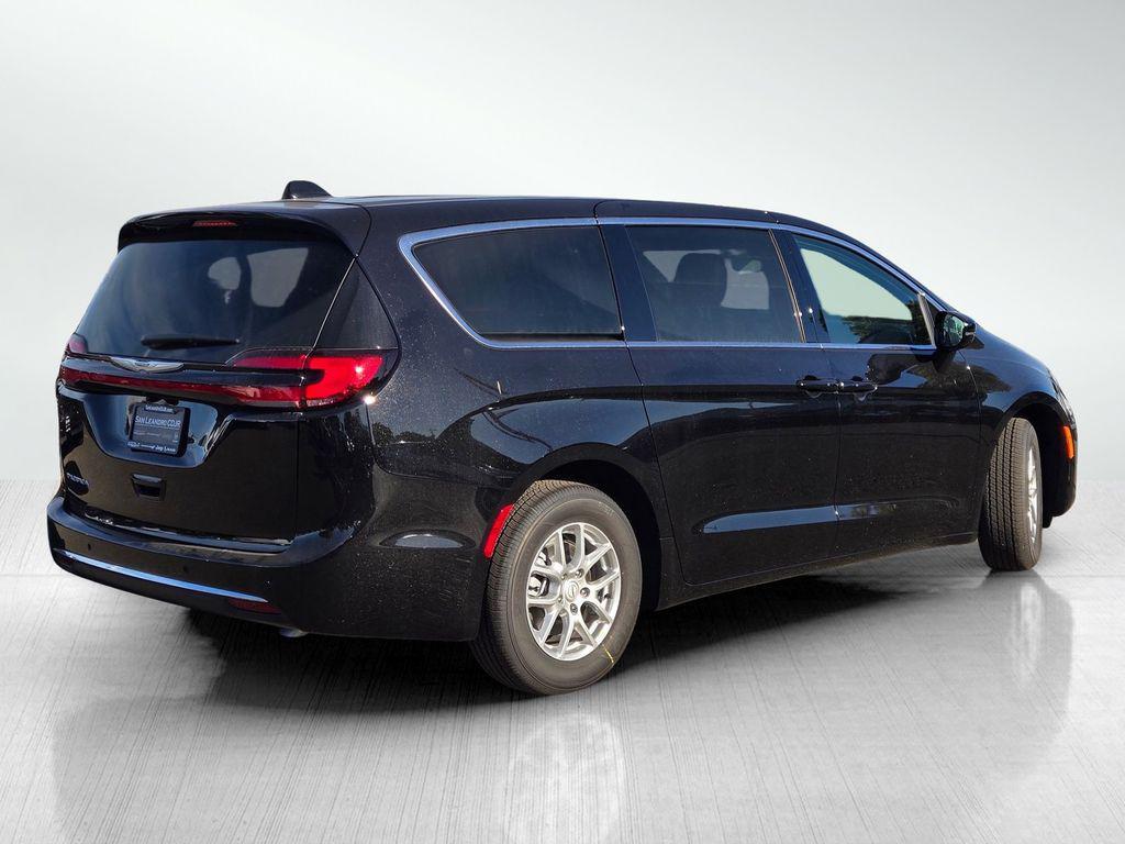 new 2026 Chrysler Pacifica car, priced at $40,995