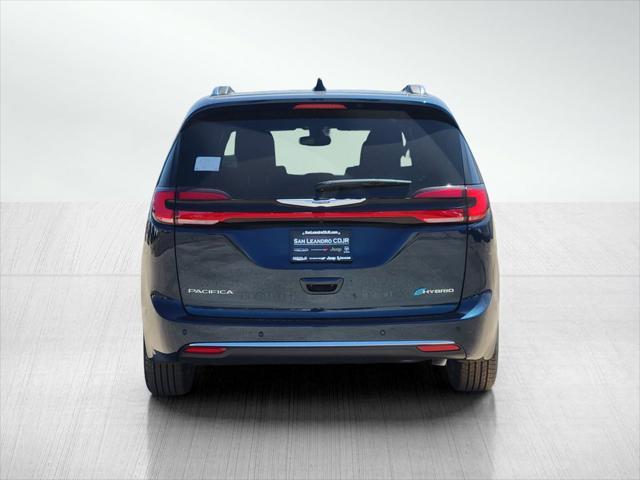 new 2025 Chrysler Pacifica car, priced at $54,495
