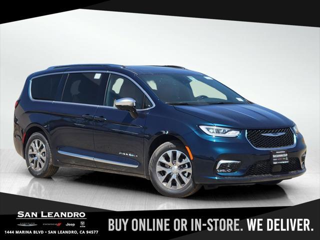 new 2025 Chrysler Pacifica car, priced at $54,495