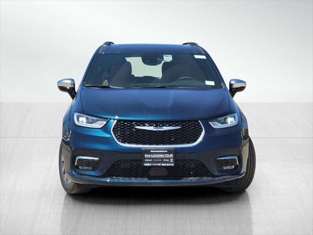 new 2025 Chrysler Pacifica car, priced at $54,495