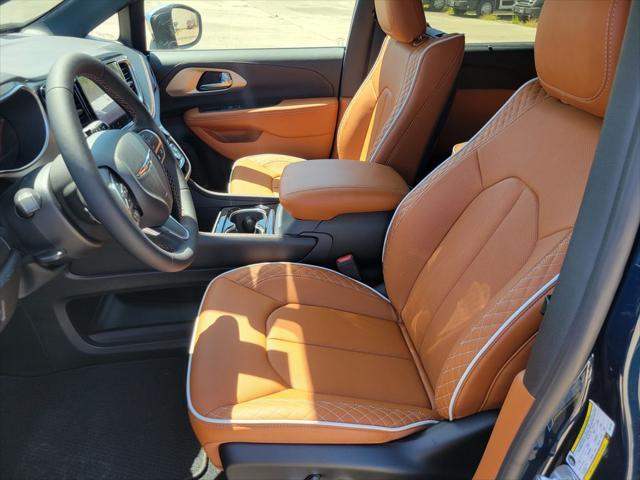new 2025 Chrysler Pacifica car, priced at $54,495