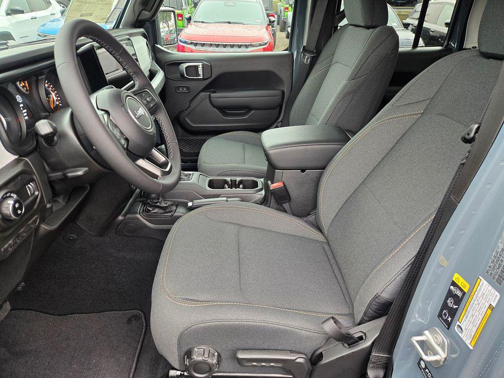 new 2025 Jeep Gladiator car, priced at $43,995