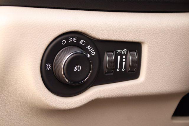 used 2017 Chrysler Pacifica car, priced at $13,995