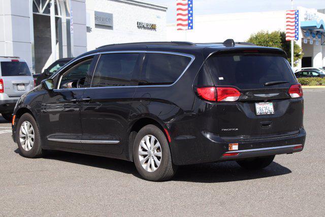 used 2017 Chrysler Pacifica car, priced at $13,995