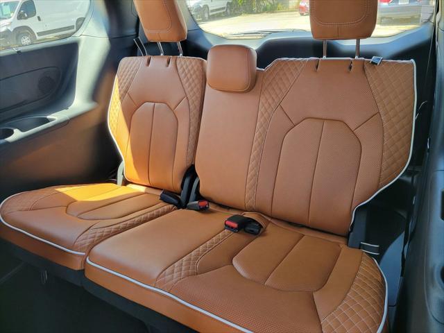 new 2025 Chrysler Pacifica car, priced at $44,995
