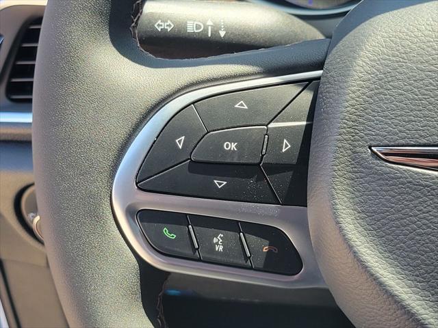 new 2025 Chrysler Pacifica car, priced at $44,995