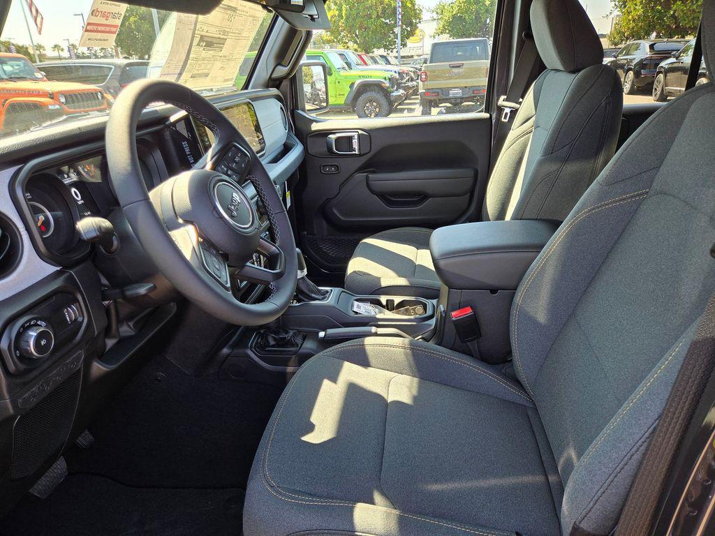 new 2025 Jeep Wrangler car, priced at $45,995