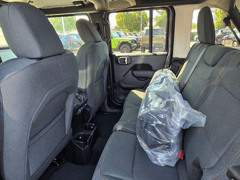 new 2025 Jeep Wrangler car, priced at $45,995