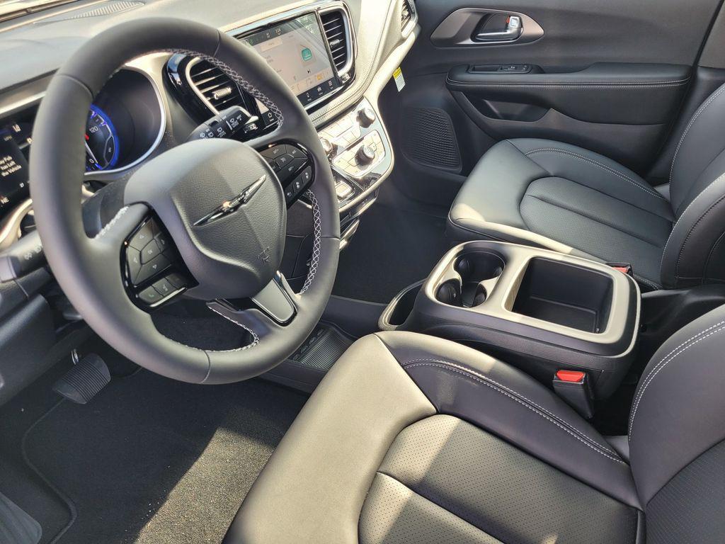 new 2026 Chrysler Pacifica car, priced at $44,995