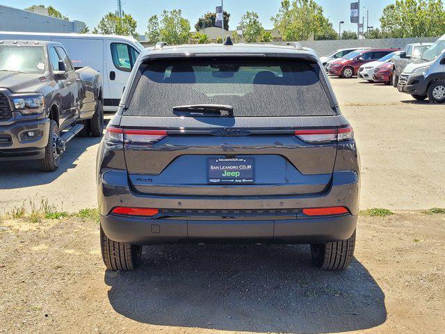 new 2024 Jeep Grand Cherokee car, priced at $39,995