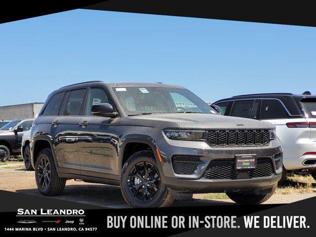 new 2024 Jeep Grand Cherokee car, priced at $43,995