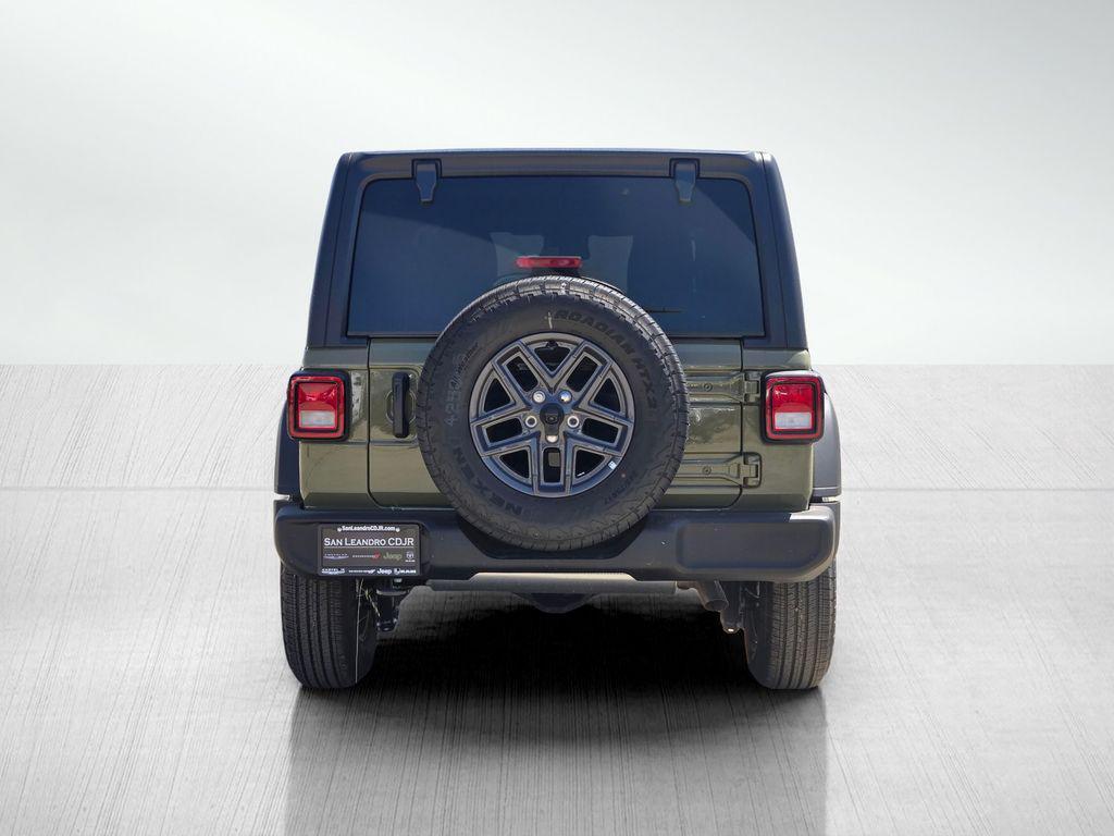 new 2025 Jeep Wrangler car, priced at $40,995